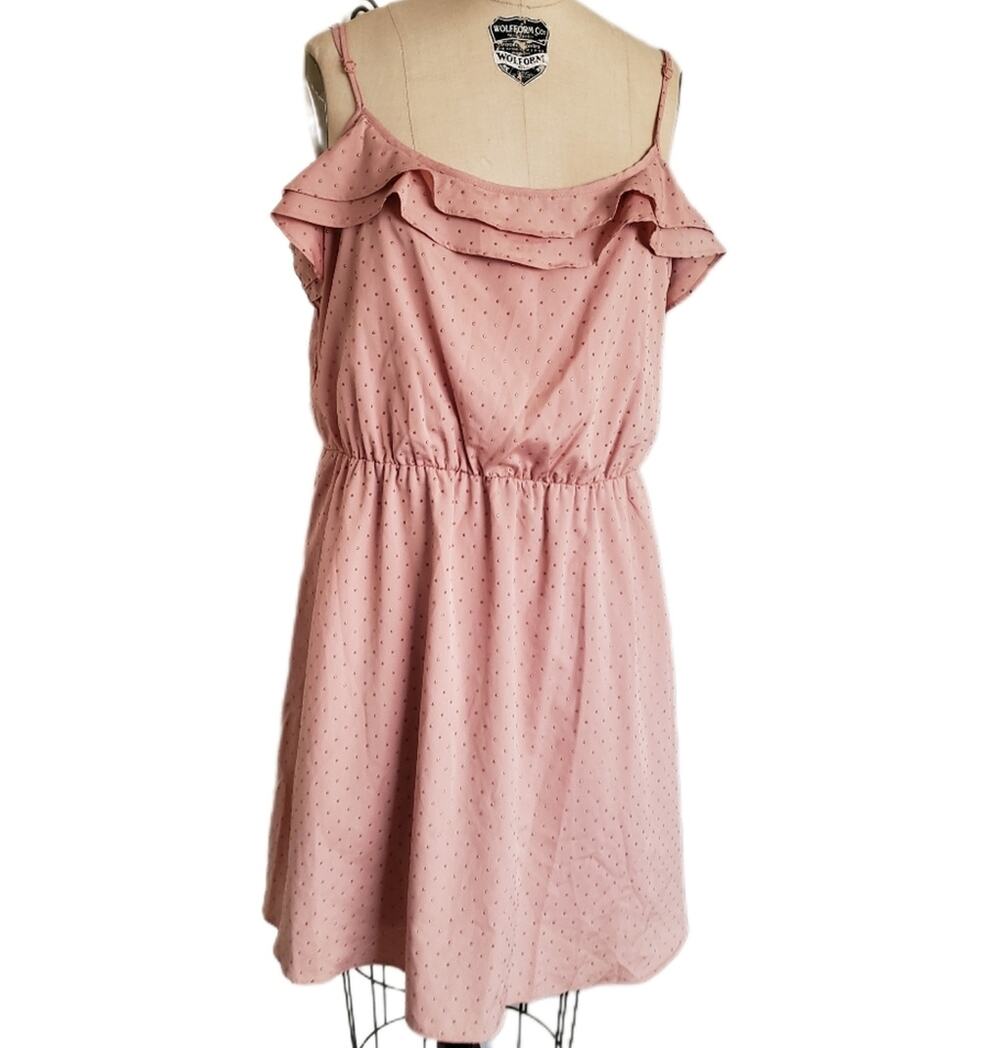 LLC Lauren Conrad Dusty Pink Swiss Dot Cold-Shoulder Ruffle Dress  Size 16